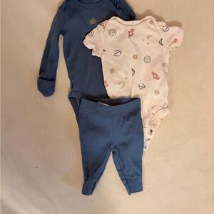 NB Galaxy onsie and pant Set